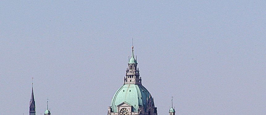 Ra Boe / CC BY-SA 2.5 / Wikimedia Commons 汉诺威新市政厅
